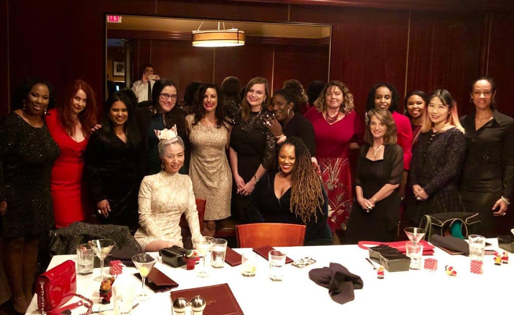A picture of women on a meetup dinner