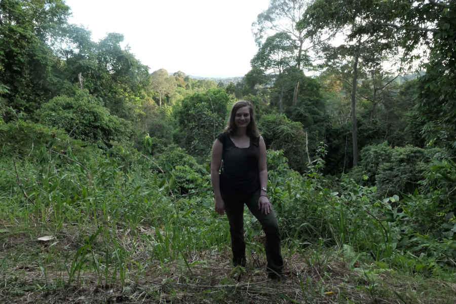 A picture of a woman posing for the camera.